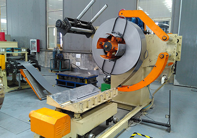 Automatic production equipment for forming and punching of anti-collision beam