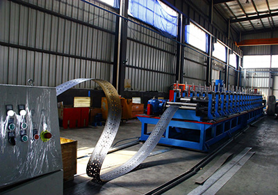 Automatic production line for cold bending forming of shelf column