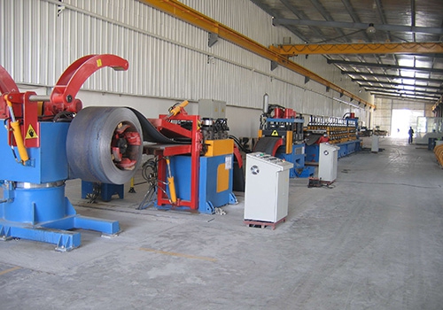 High-speed guardrail continuous production line